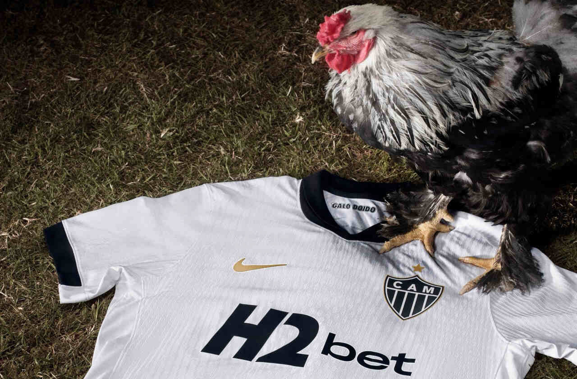 Atl&eacute;tico lan&ccedil;a camisa reserva inspirada no t&iacute;tulo de 1971