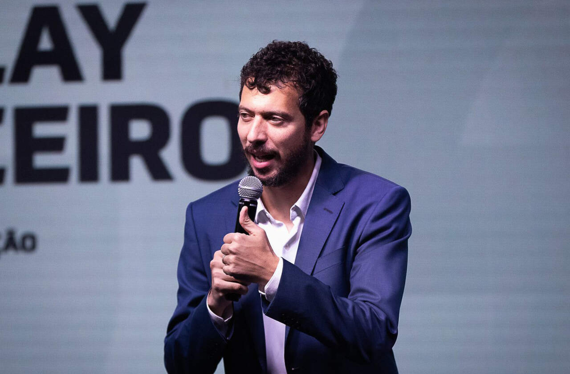 Ag&ecirc;ncia promete analisar minuciosamente poss&iacute;vel venda da SAF do Vasco