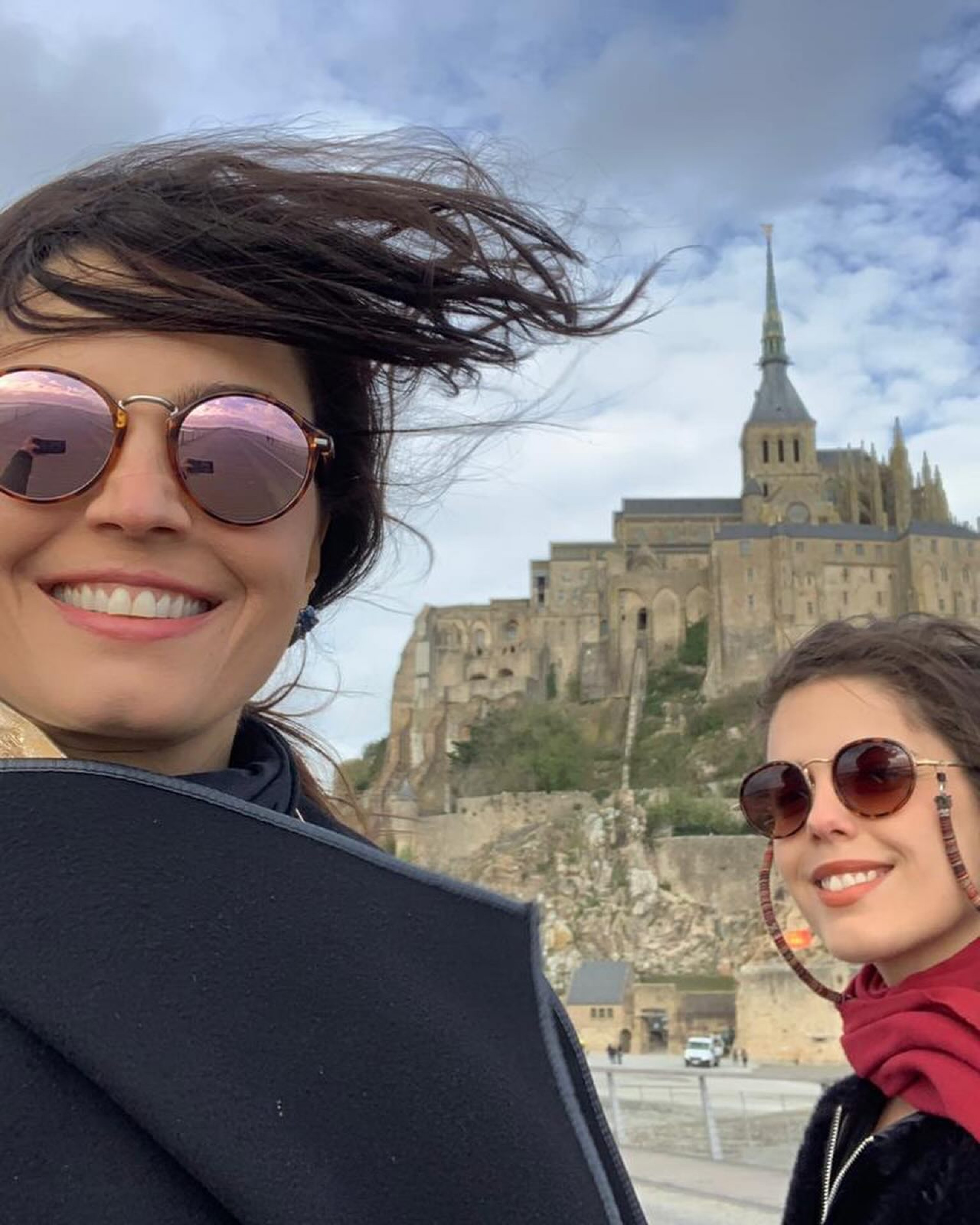 Emanuelle Araújo comemora os 32 anos da filha nas redes e seguidores comentam semelhança - Reprodução/Instagram