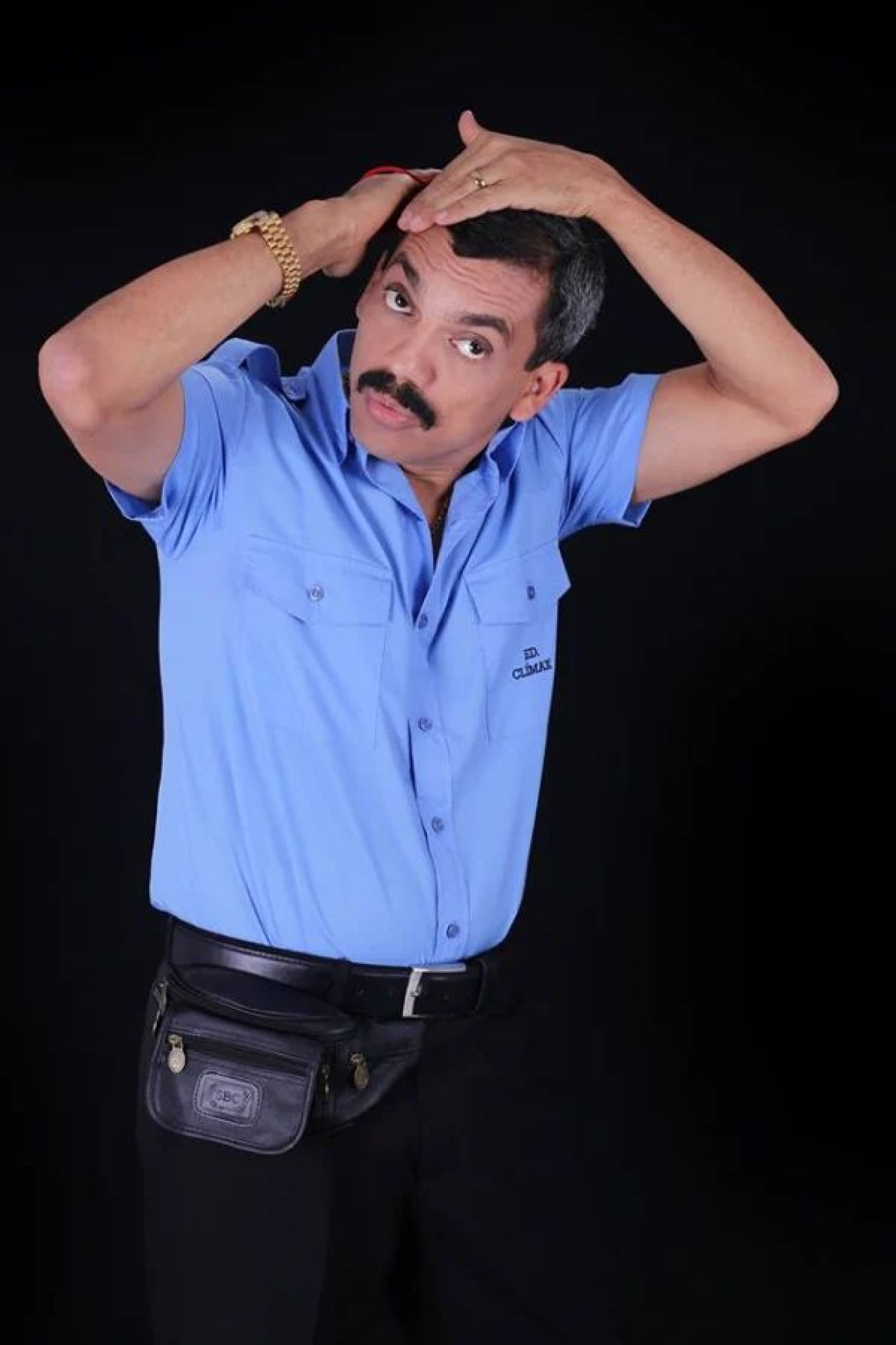 O porteiro  Valdisney  - Divulga&ccedil;&atilde;o/Reprodu&ccedil;&atilde;o Rede Social