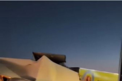 Acidente com caminhões deixa dois feridos e interdita Via Dutra