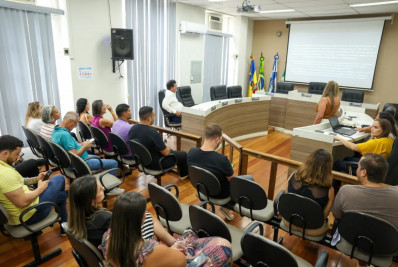 Saúde apresenta números e metas em prestação de contas na Câmara de Casimiro