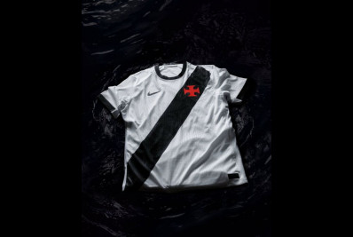 Vasco divulga novo segundo uniforme em parceria com a Nike