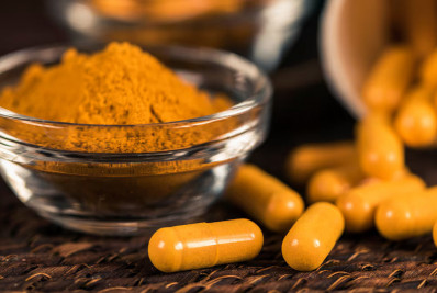 Suplementos com cúrcuma podem trazer risco de danos ao fígado, alerta Anvisa