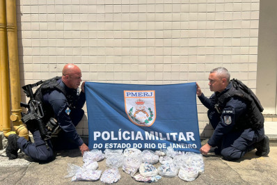 PM apreende grande quantidade de drogas na Comunidade do Alemão