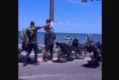 Acidente entre carro e moto é registrado na RJ-106 em Iguaba Grande