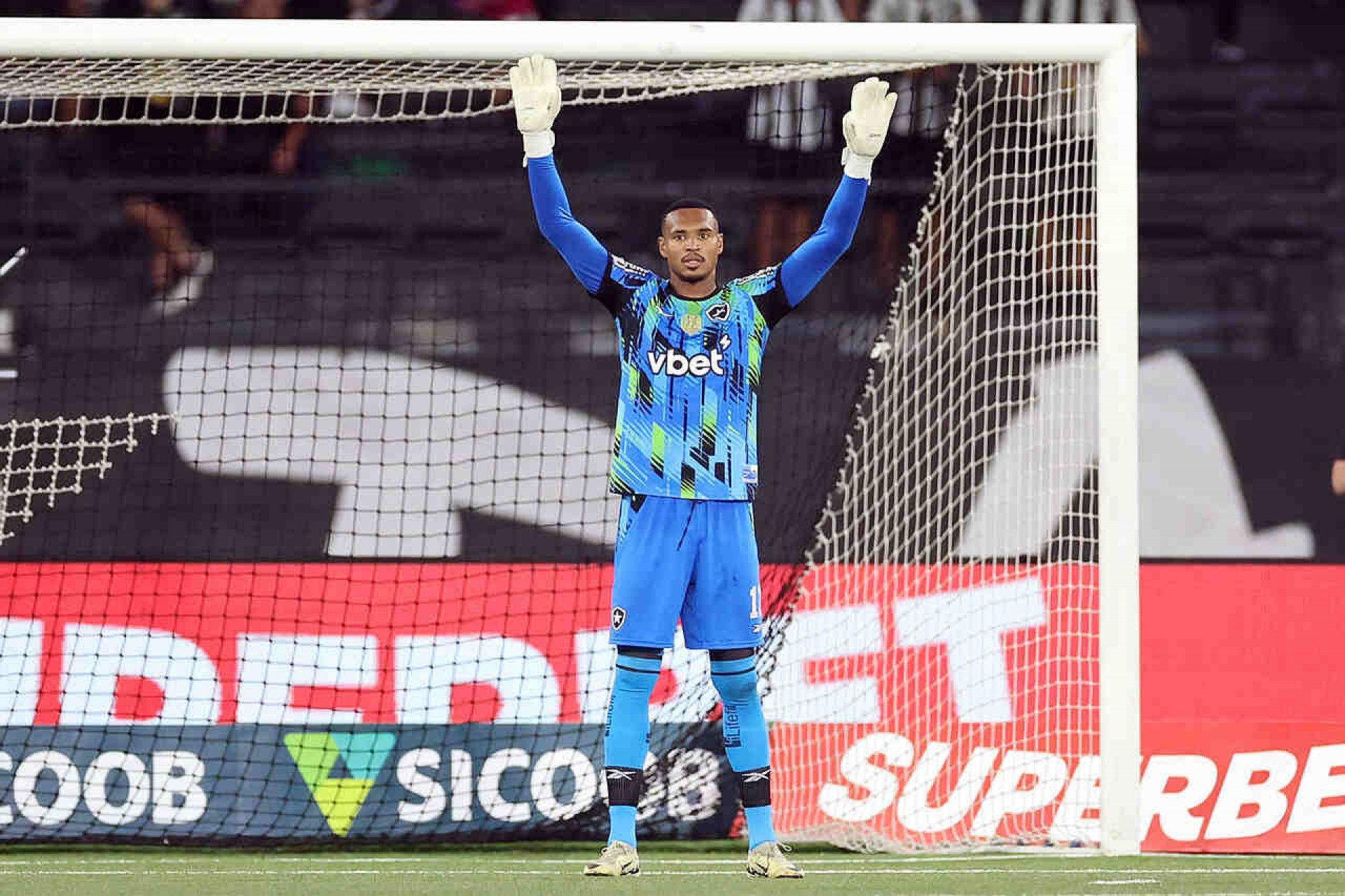 John far&aacute; etapa final de recupera&ccedil;&atilde;o no Botafogo