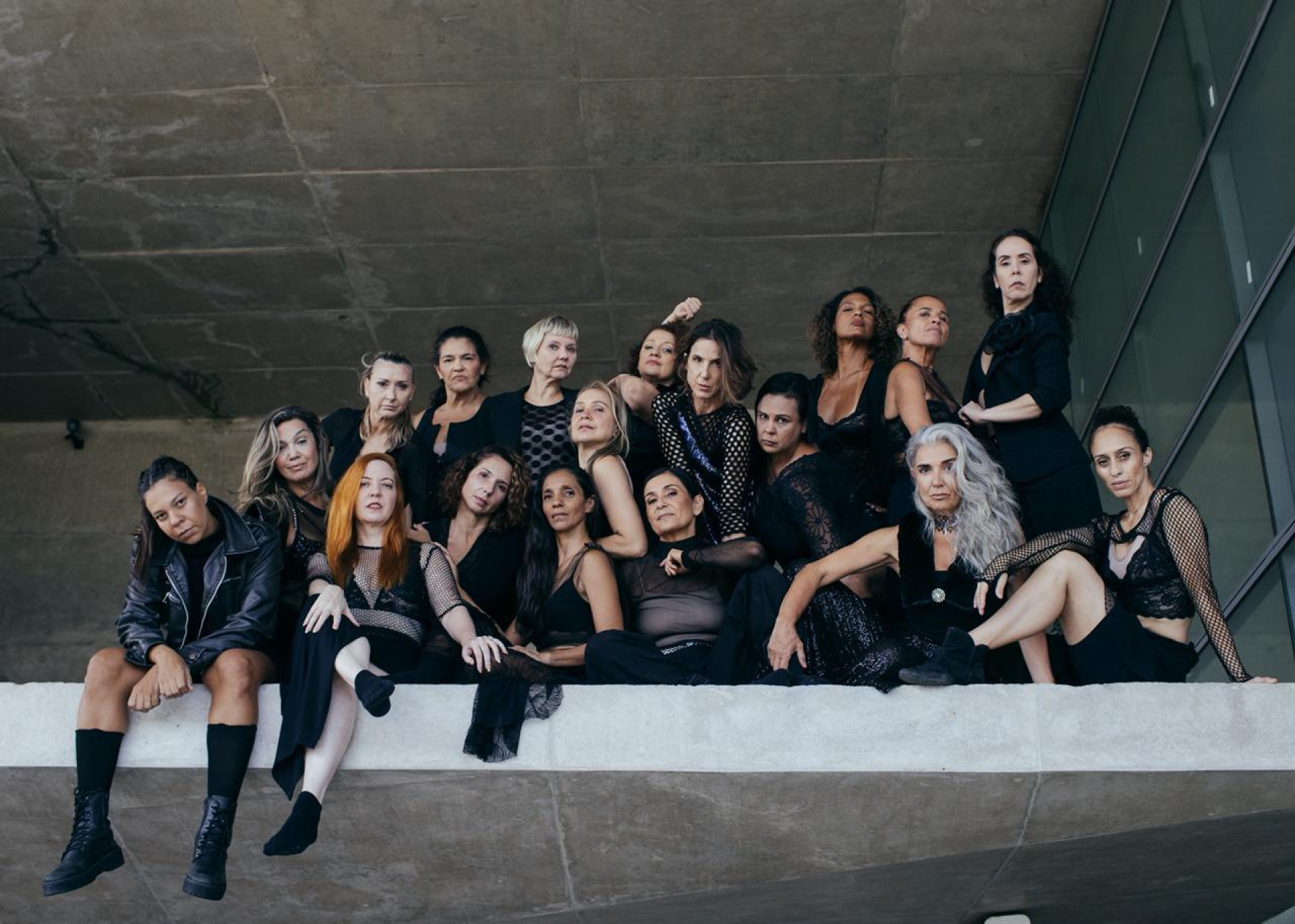 Espetáculo 'Ainda Não' é composto por 23 mulheres; entre elas está Valéria Brito, de 56 anos - Divulgação