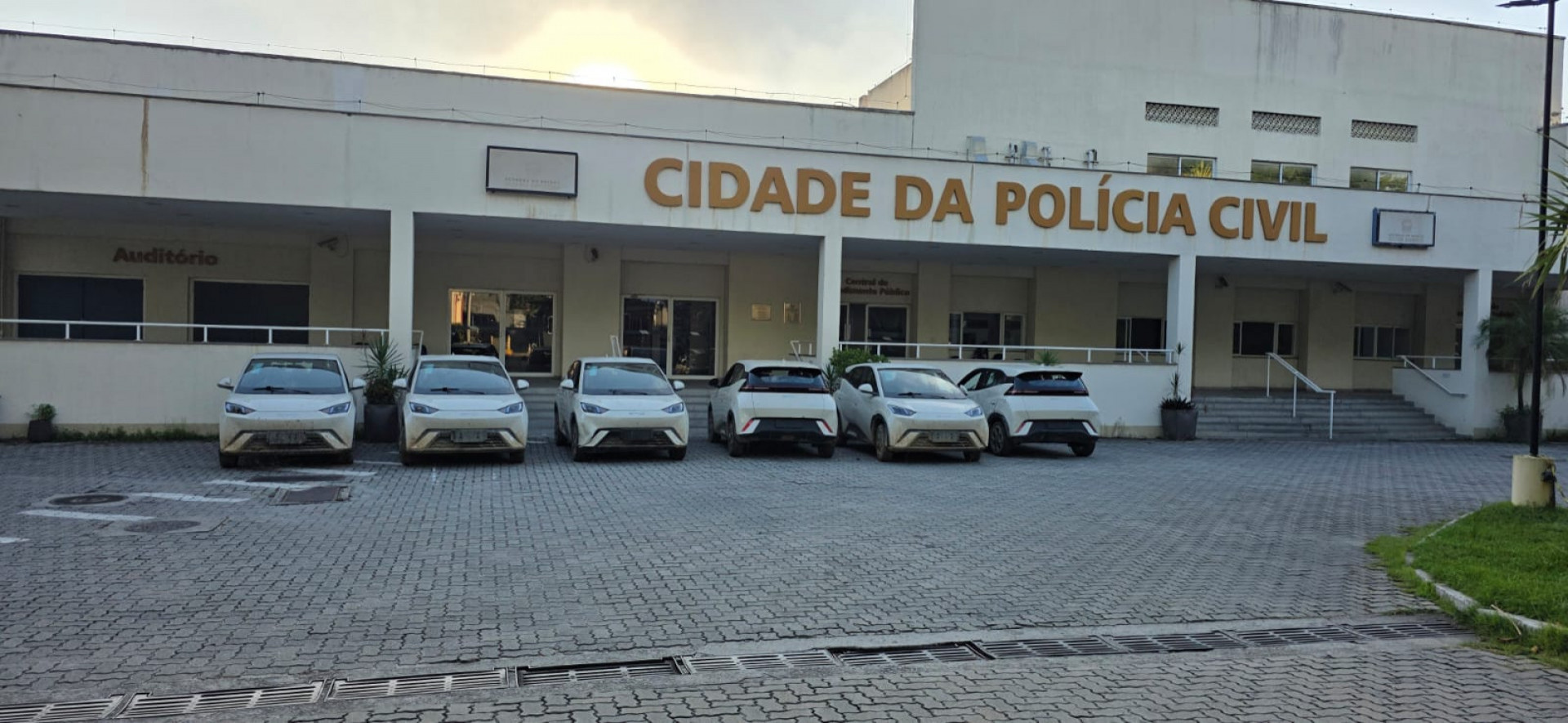 A&ccedil;&atilde;o &eacute; da Delegacia de Roubos de Furtos de Cargas da Capital (DRFC-CAP)  - Divulga&ccedil;&atilde;o / Pol&iacute;cia Civil