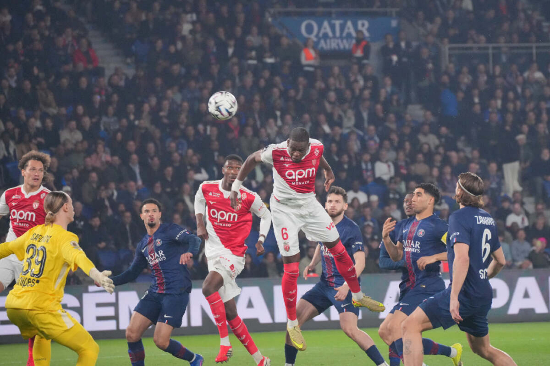 Monaco faz grande partida e despacha o PSG em Paris pelo Franc&ecirc;s