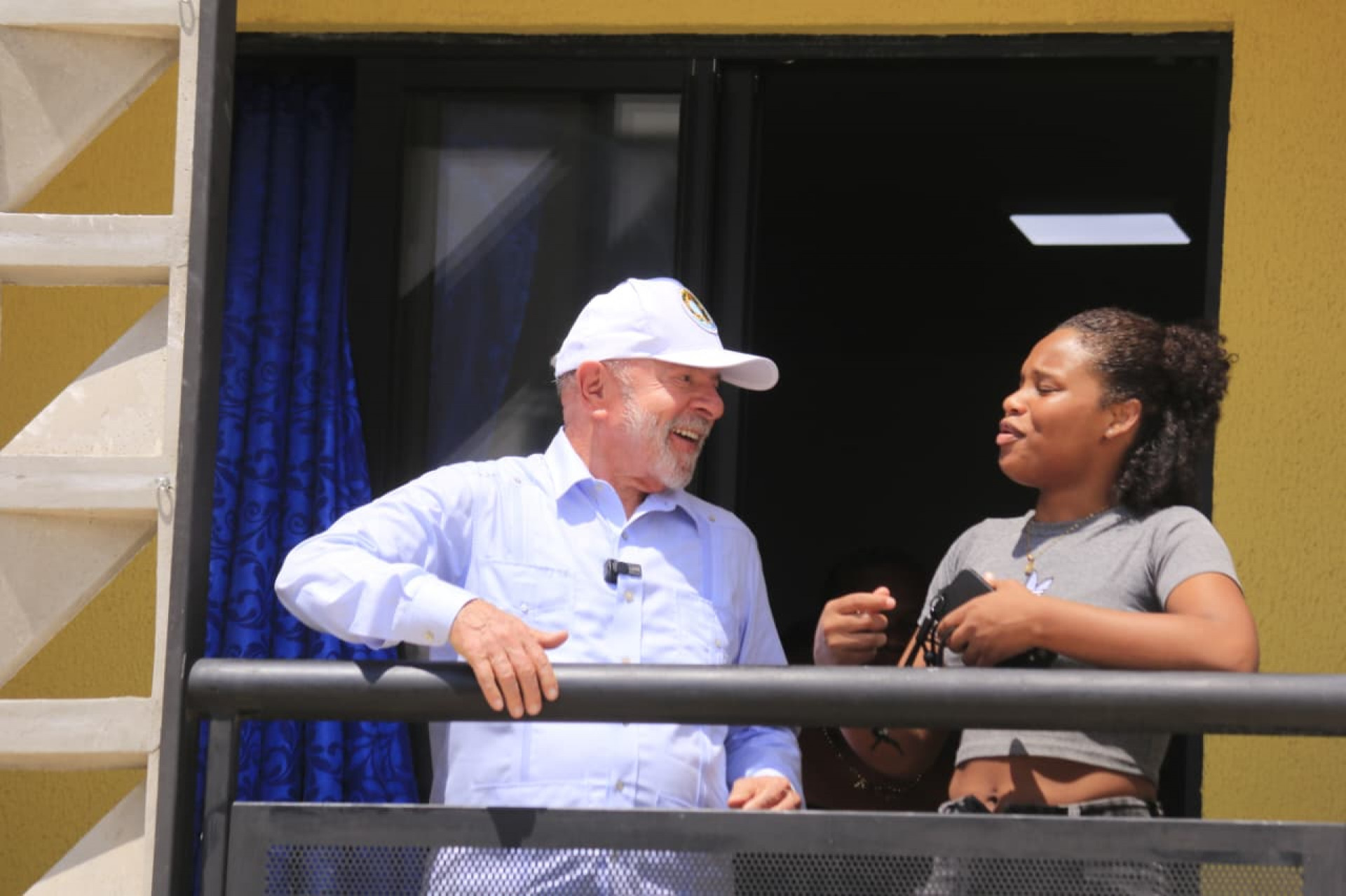 Lula e Eduardo Paes entregam apartamentos a famílias beneficiárias do programa Morar Carioca do Aço
 - Carlos Elias / Agência O Dia