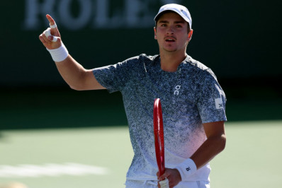 João Fonseca vira sobre Khachanov e avança no Masters 1000 de Indian Wells