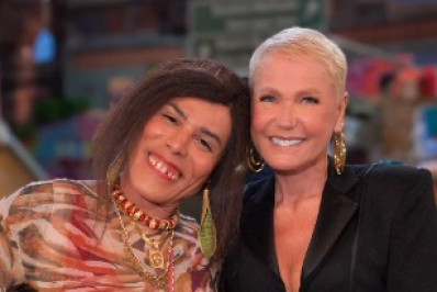 Xuxa grava participação no humorístico 'Tô de Graça'