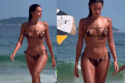 Alane Dias exibe o corpão em forma em dia de praia