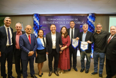 Prefeito Rodrigo Neves participa da posse da nova diretoria da CDL