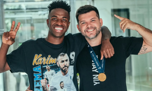 Assessor de Vini Jr. e Paquetá é baleado em assalto na Barra da Tijuca