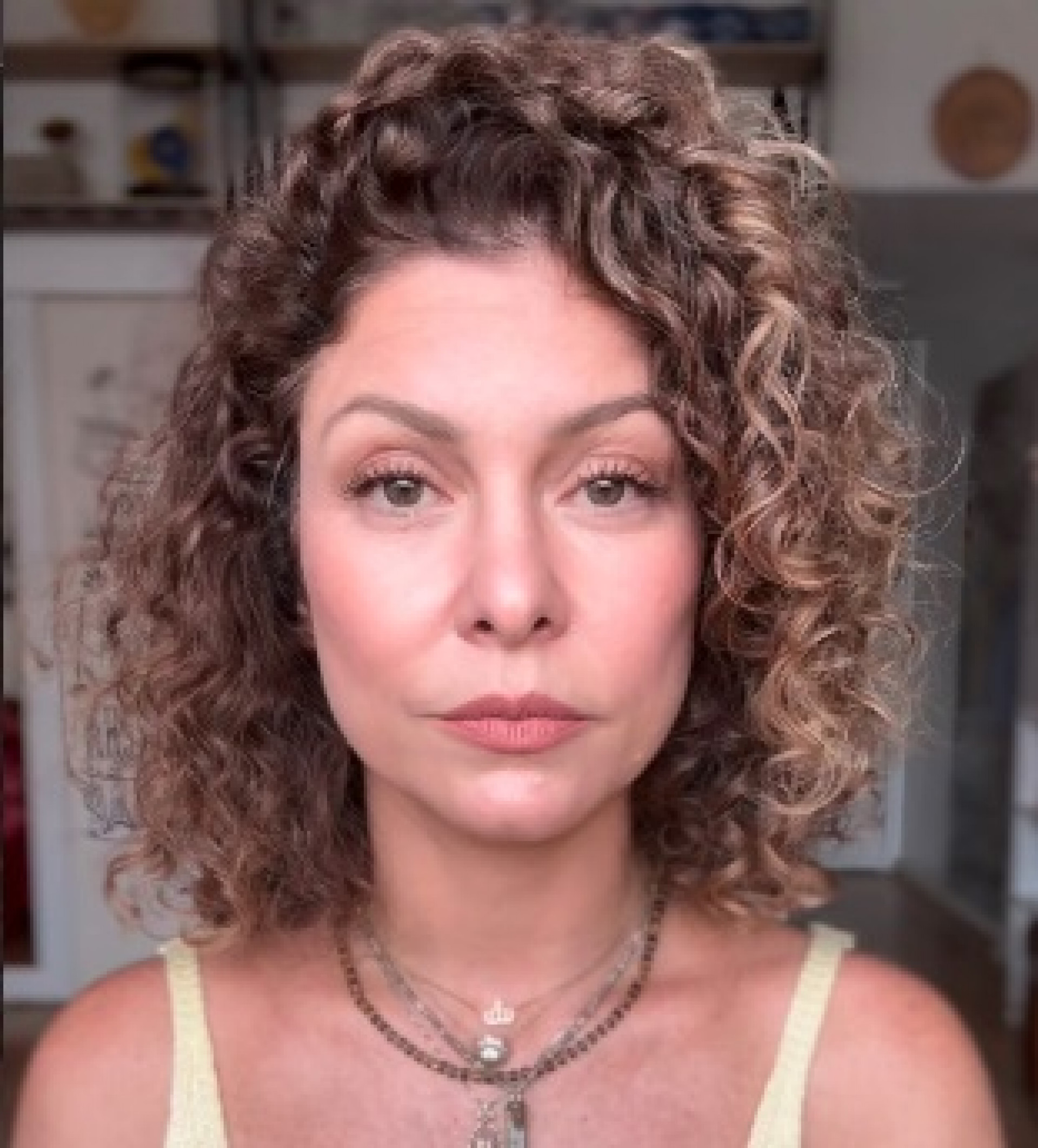 Bárbara Borges  - Reprodução de vídeo