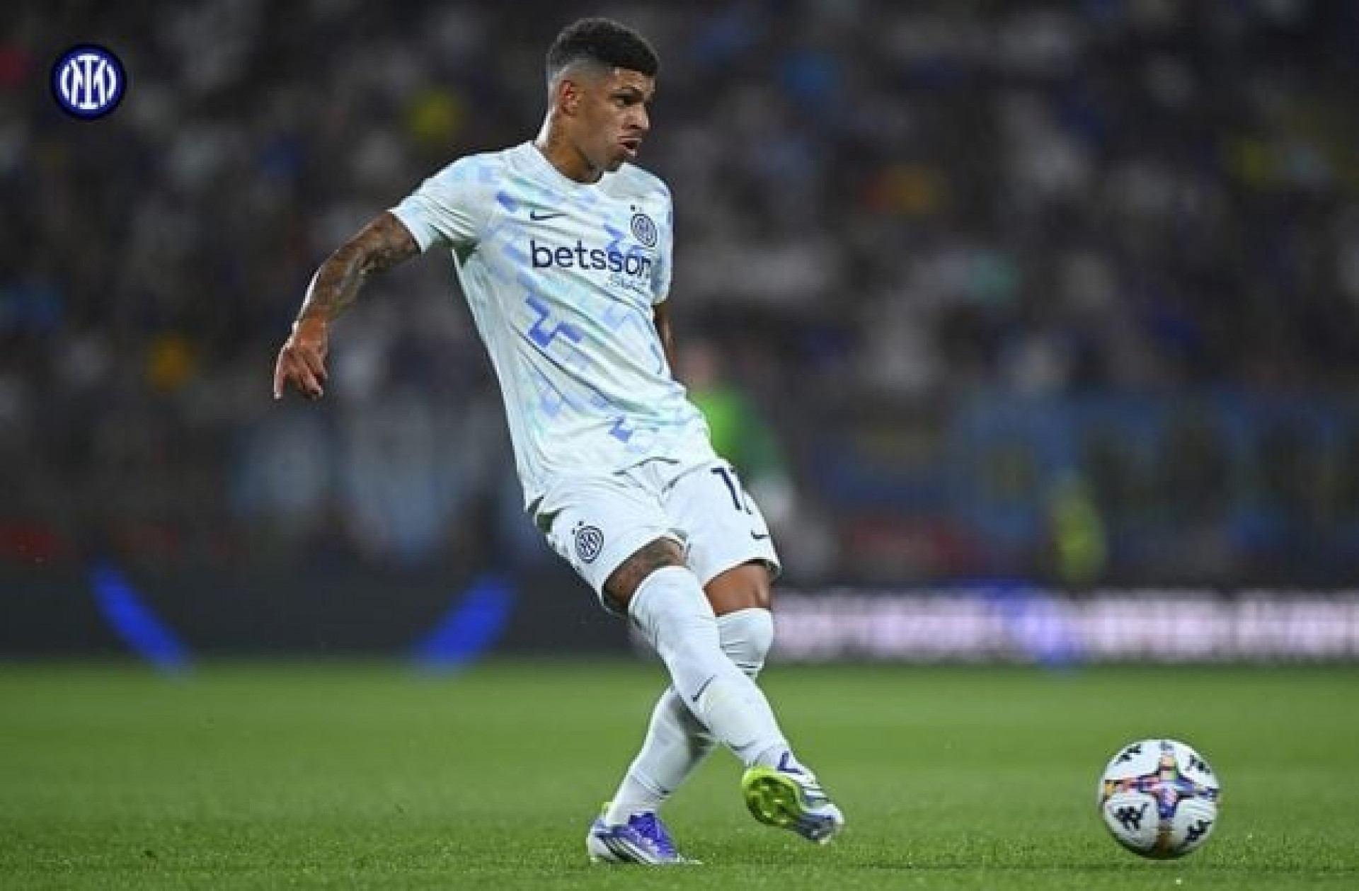 Cl&aacute;ssico de Mil&atilde;o vale lideran&ccedil;a e vira vitrine para brasileiros de olho na Sele&ccedil;&atilde;o