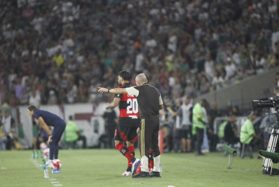 Lucas Paquetá celebra primeiro título em retorno ao Flamengo: 'Sempre especial'