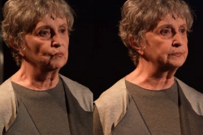 Ana Lúcia Torre passa mal e cancela sessões de espetáculo