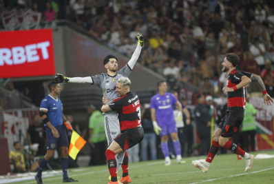 Herói do Flamengo, Rossi vê título como virada de chave na temporada: 'Muito importante'
