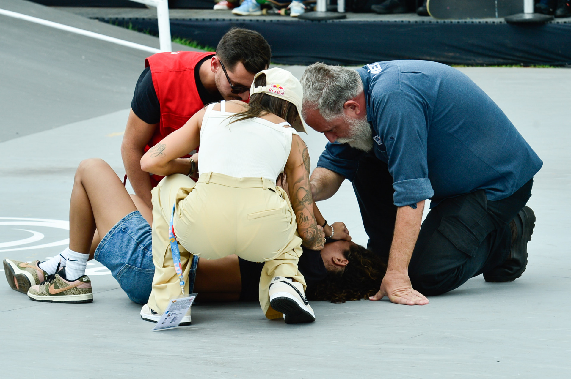 Rayssa Leal chorou após cair e se machucar no Mundial de Skate Street - Eduardo Martins / Brazil News