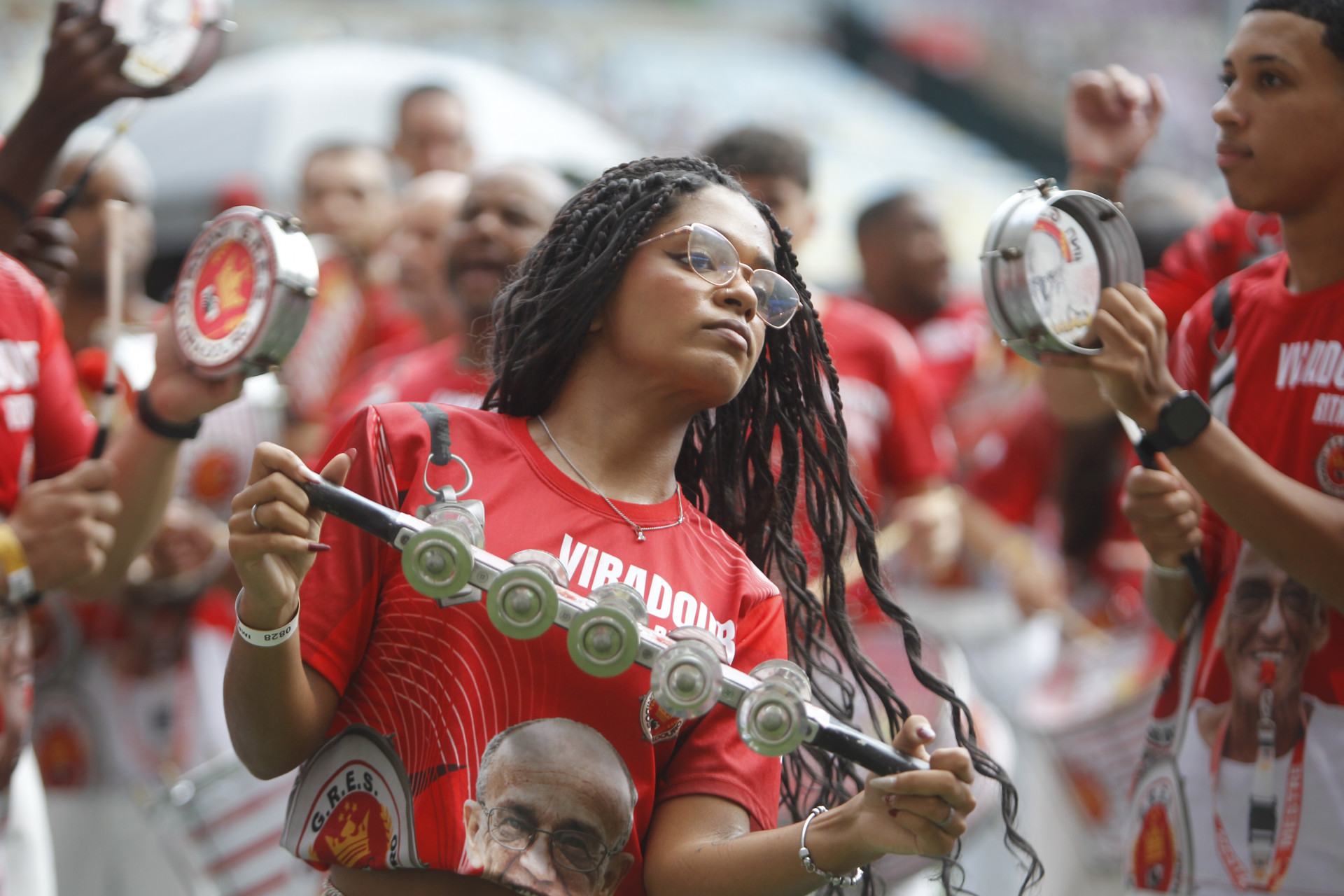 Viradouro levou cerca de 50 ritmistas para o Maracan&atilde; - Reginaldo Pimenta / Ag&ecirc;ncia O Dia