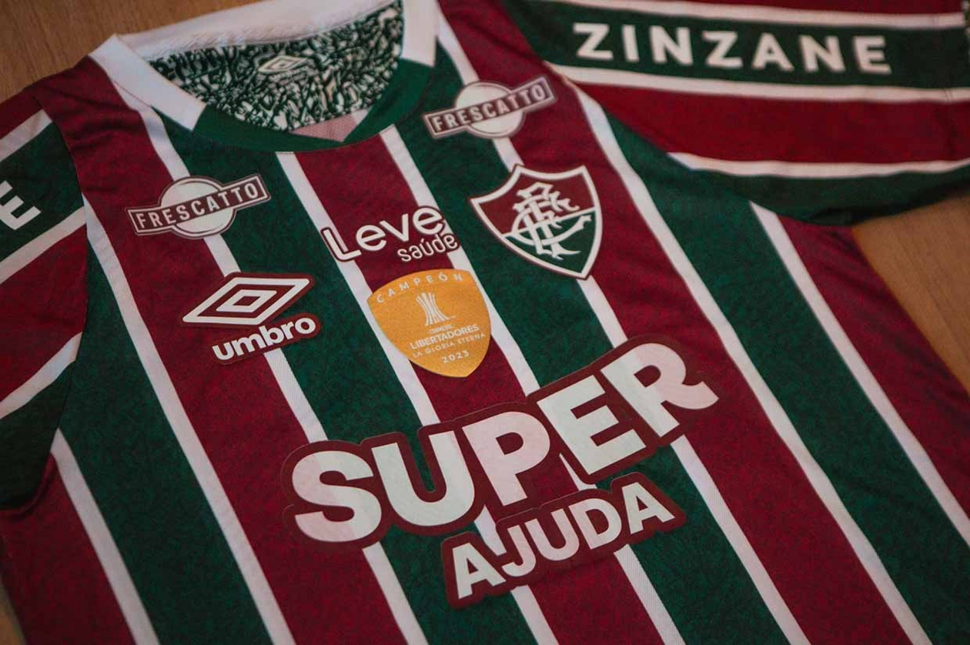 Fluminense amplia v&iacute;nculo com patrocinadora m&aacute;ster e volta ao Top 5 do pa&iacute;s