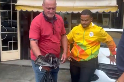 Homem é preso em posto dos Correios enviando anabolizantes para clientes