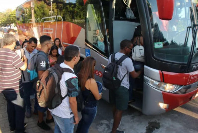 Transporte universitário, um investimento com retorno garantido