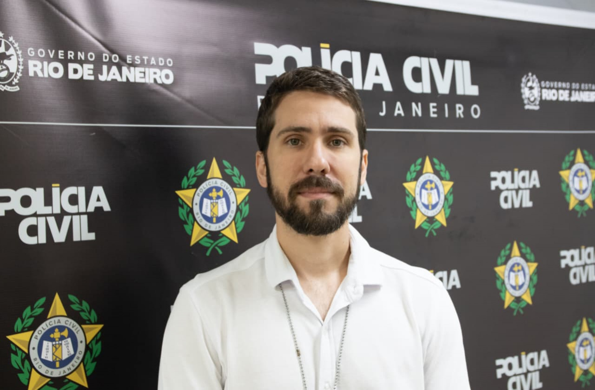 Delegado Álvaro Gomes, titular da 18ª DP, comandou investigação - Érica Martin / Agência O Dia