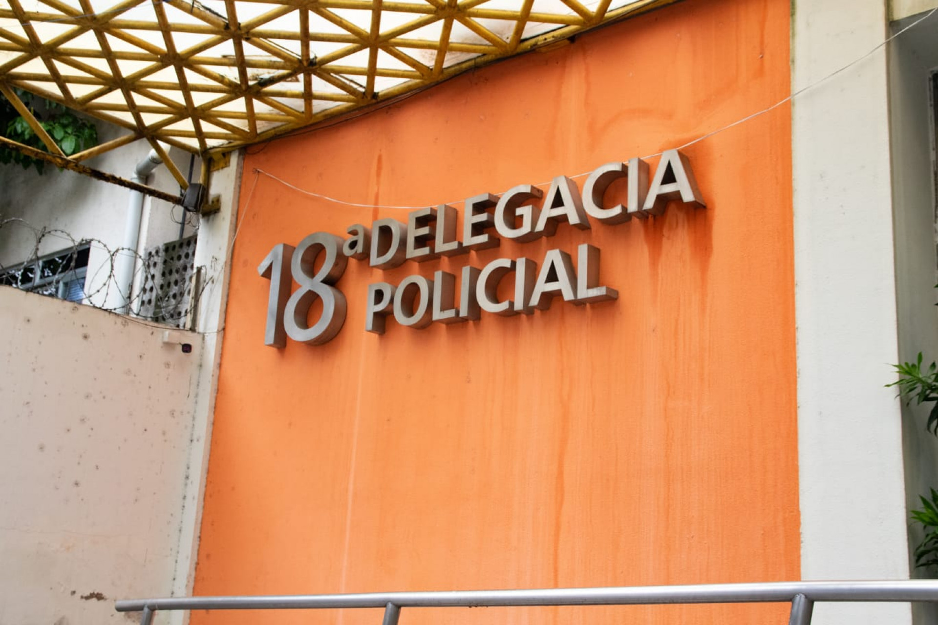 Investiga&ccedil;&atilde;o da 18&ordf; DP (Pra&ccedil;a da Bandeira) identificou a quadrilha - &Eacute;rica Martin / Ag&ecirc;ncia O Dia