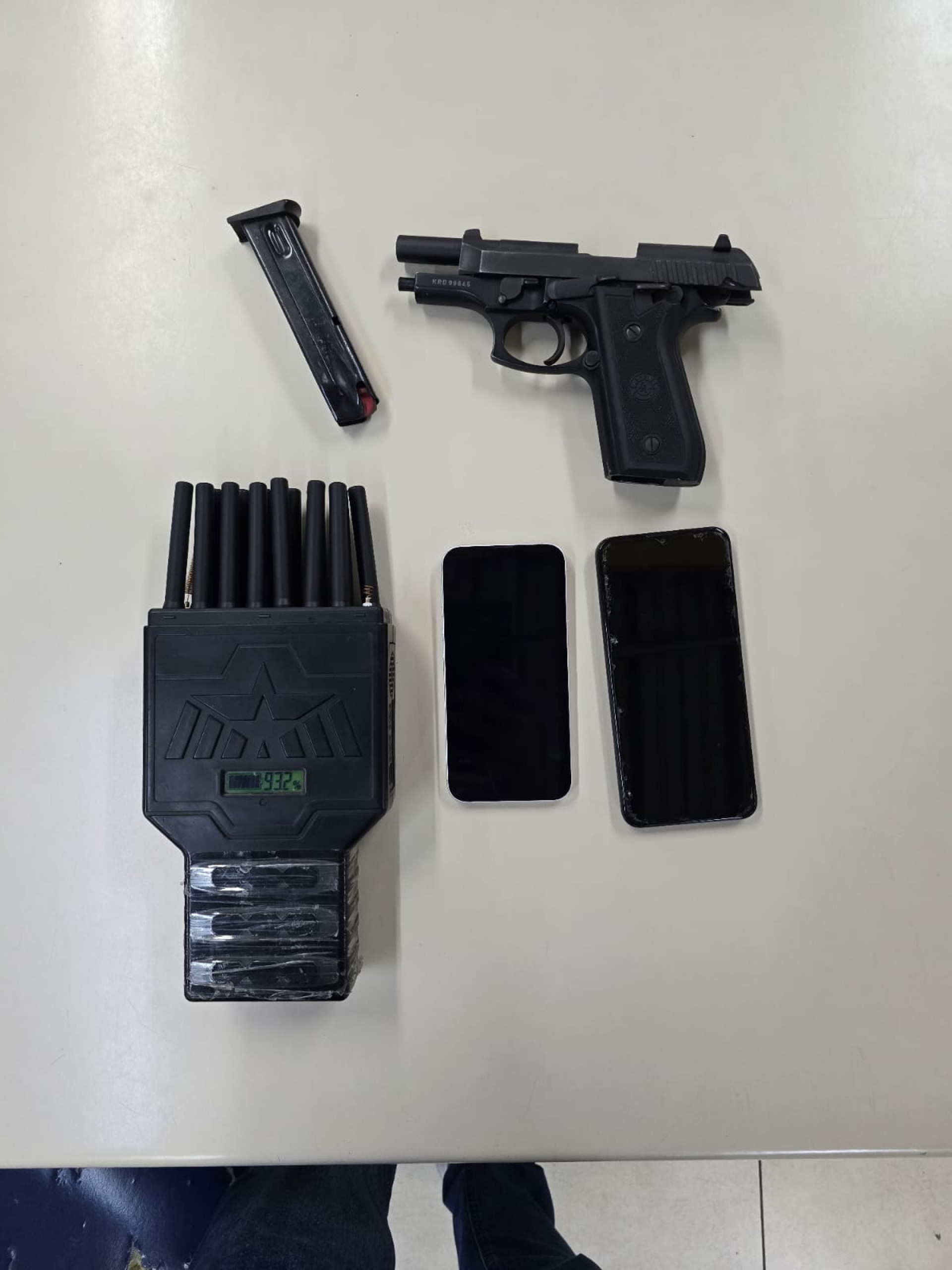 Quadrilha usava aparelho bloqueador de sinal - Reprodu&ccedil;&atilde;o