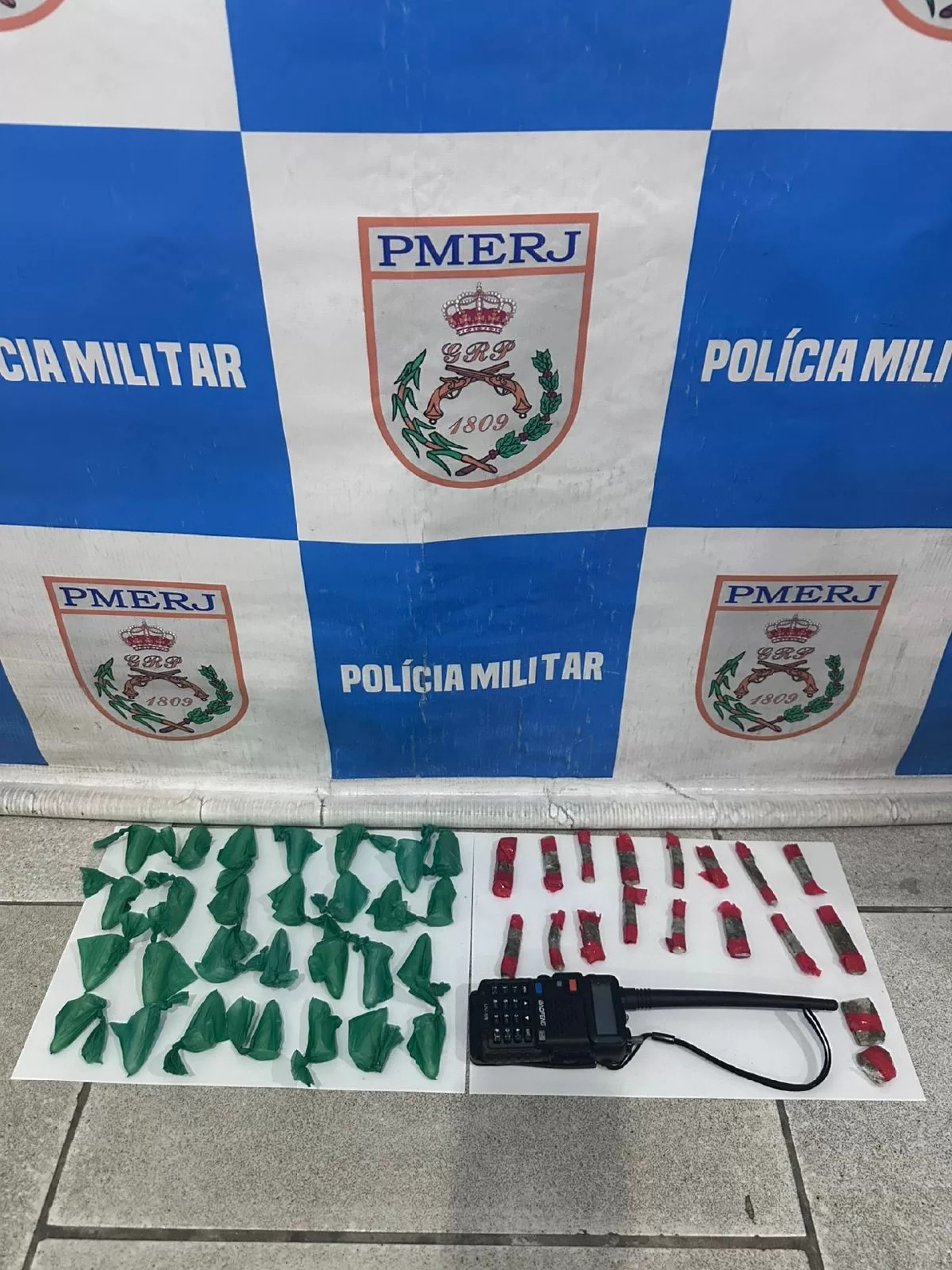 Ele foi conduzido para a 126&ordf; DP, em Cabo Frio, para registro da ocorr&ecirc;ncia e permaneceu preso. - Reprodu&ccedil;&atilde;o