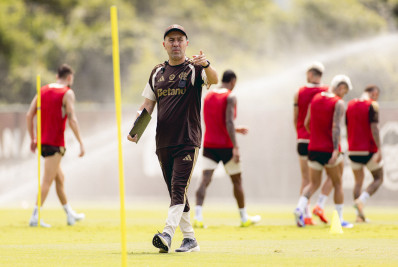 Flamengo divulga relacionados para clássico contra Botafogo