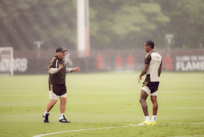 Com Leonardo Jardim, Wallace Yan espera mais chances no Flamengo: ‘Vou dar a vida’
