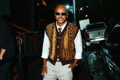 Thiaguinho celebra 43 anos e reúne familiares, amigos e famosos em festa