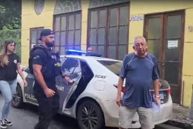 Professor universitário é denunciado por estupro de vulnerável e exploração sexual