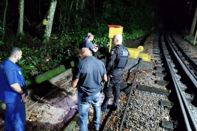 Homem com 19 anotações criminais é preso furtando cabos do Trem do Corcovado