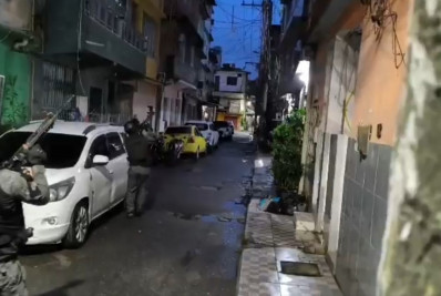 Operação na Maré termina com líder do tráfico de preso