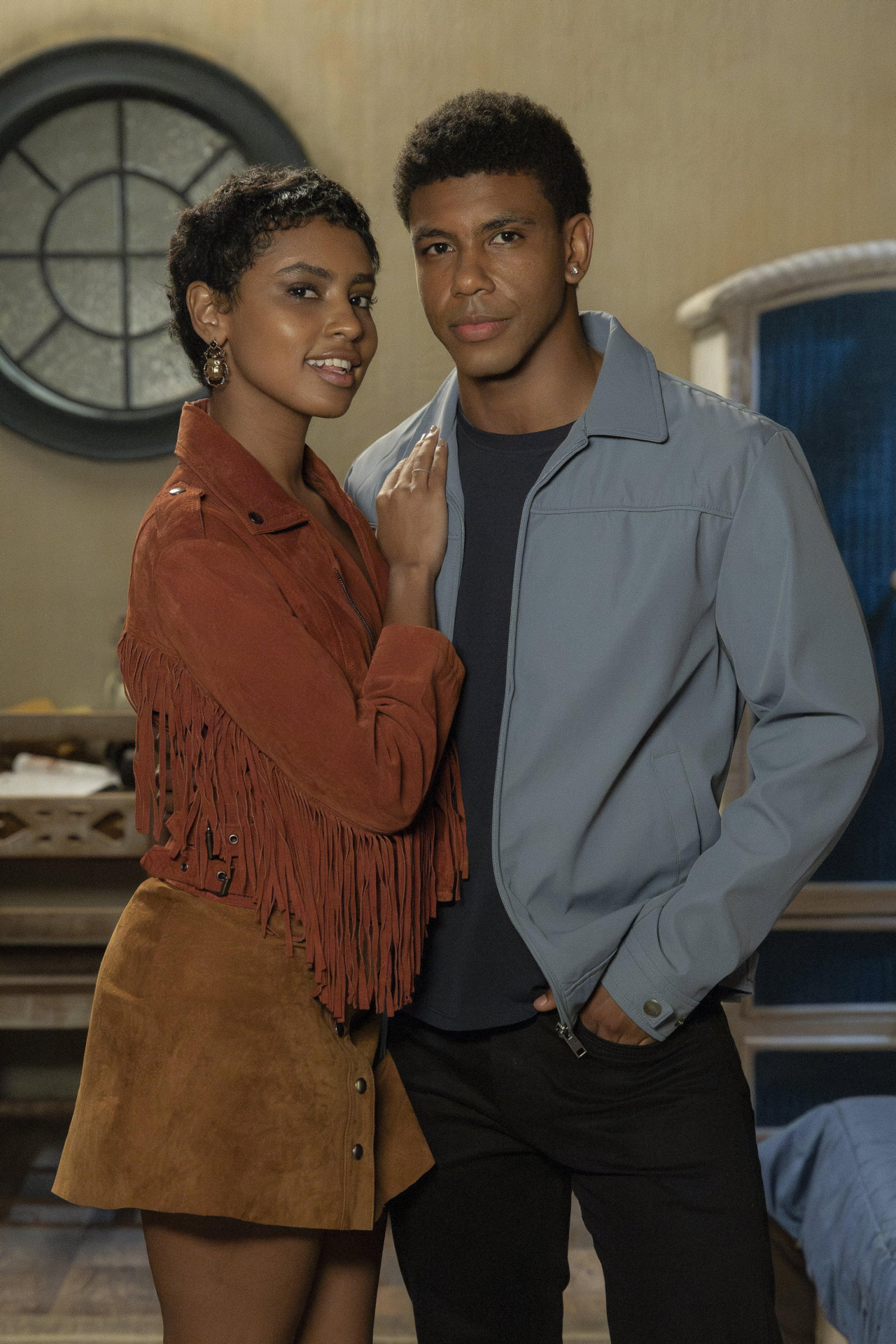 Eduarda (Gabz) e Luan (Lucas Wickhaus) vivem um romance em 'Coração Acelerado' -  Manoella Mello / TV Globo