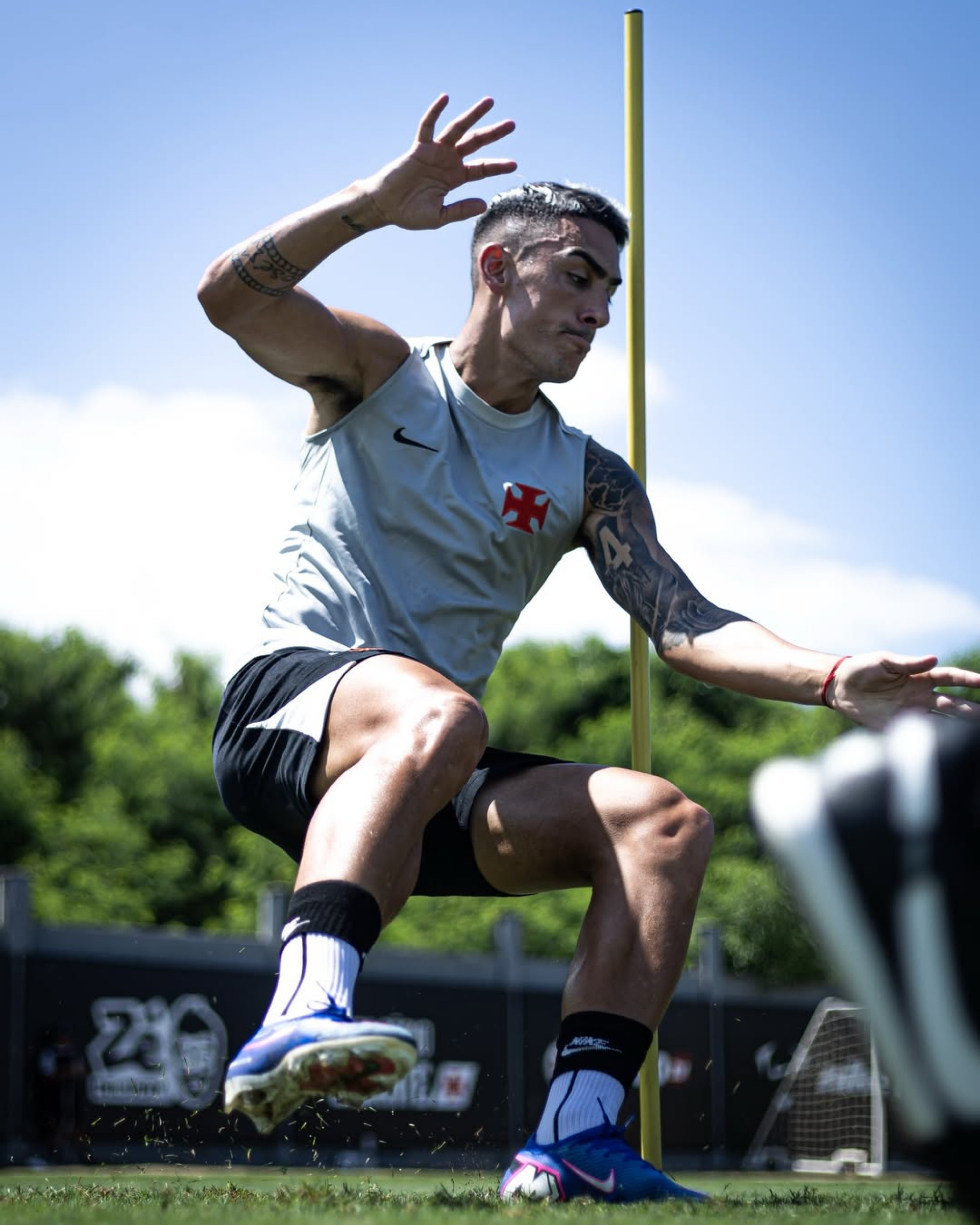 Puma Rodríguez destacou a intensidade física nos primeiros treinos de Renato Gaúcho e projetou um Vasco mais competitivo para a sequência da temporada