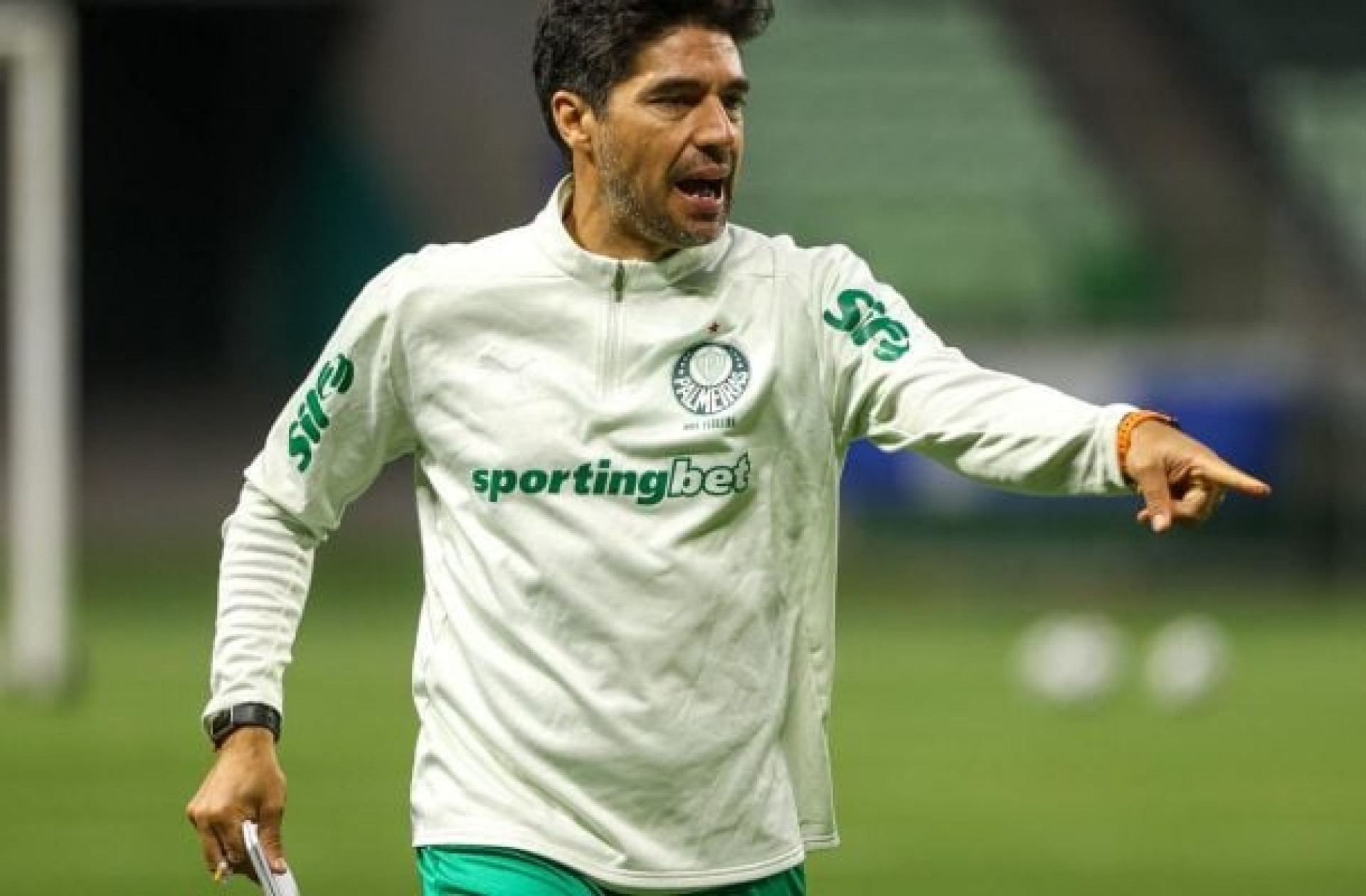 Saiba o que Abel Ferreira disse no vesti&aacute;rio antes do t&iacute;tulo paulista do Palmeiras