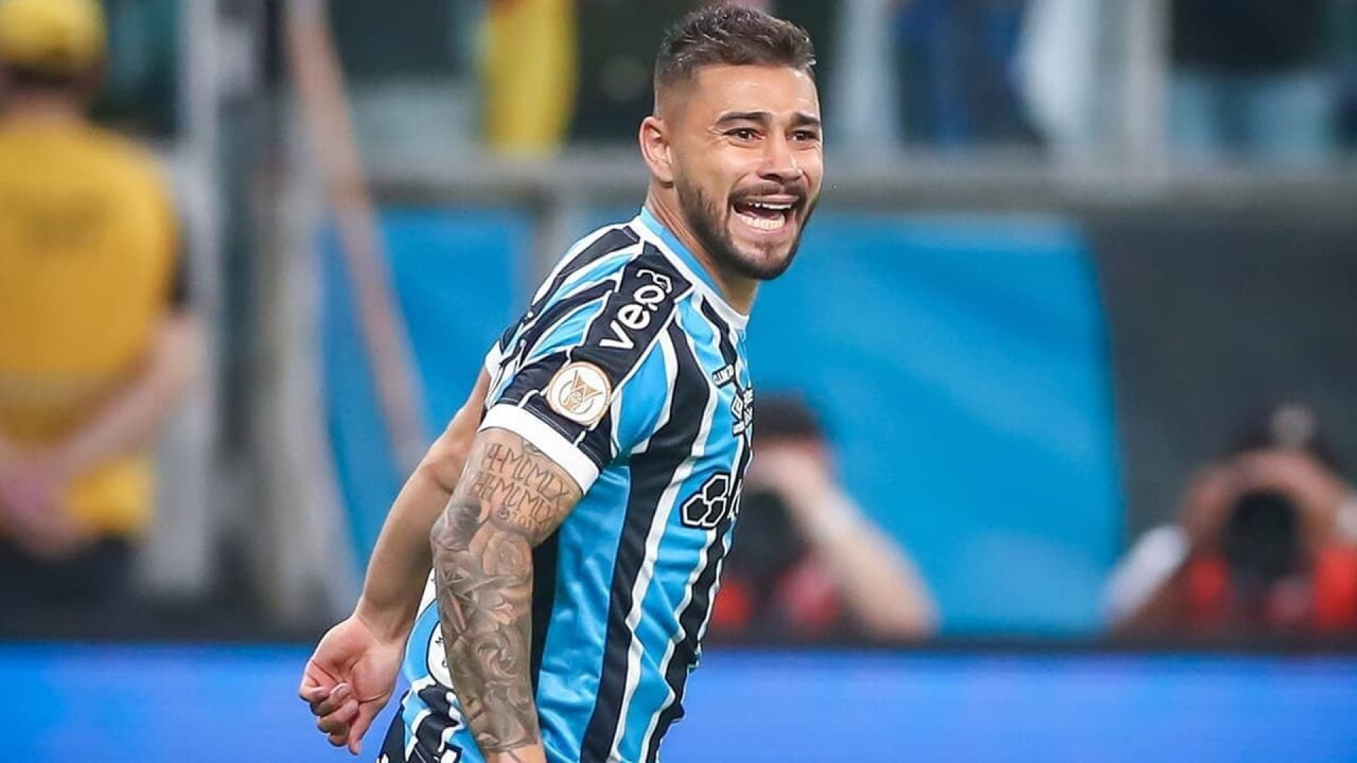 Gr&ecirc;mio retoma treinos e pode ter desfalque contra o Bragantino; veja prov&aacute;vel escala&ccedil;&atilde;o