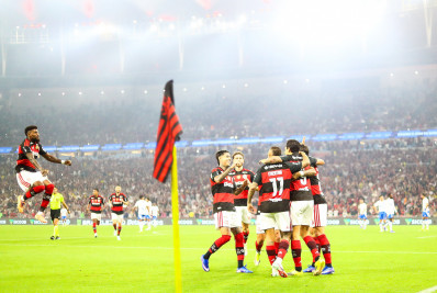 Em noite de reencontros, Flamengo vence o Cruzeiro no Maracanã