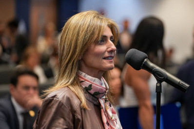 Empresas instaladas no Estado terão que ampliar a contratação de mulheres