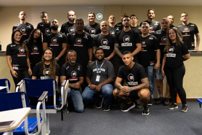 Instituto Irmãos Nogueira faz treinamento administrativo para qualificar equipe de projetos sociais