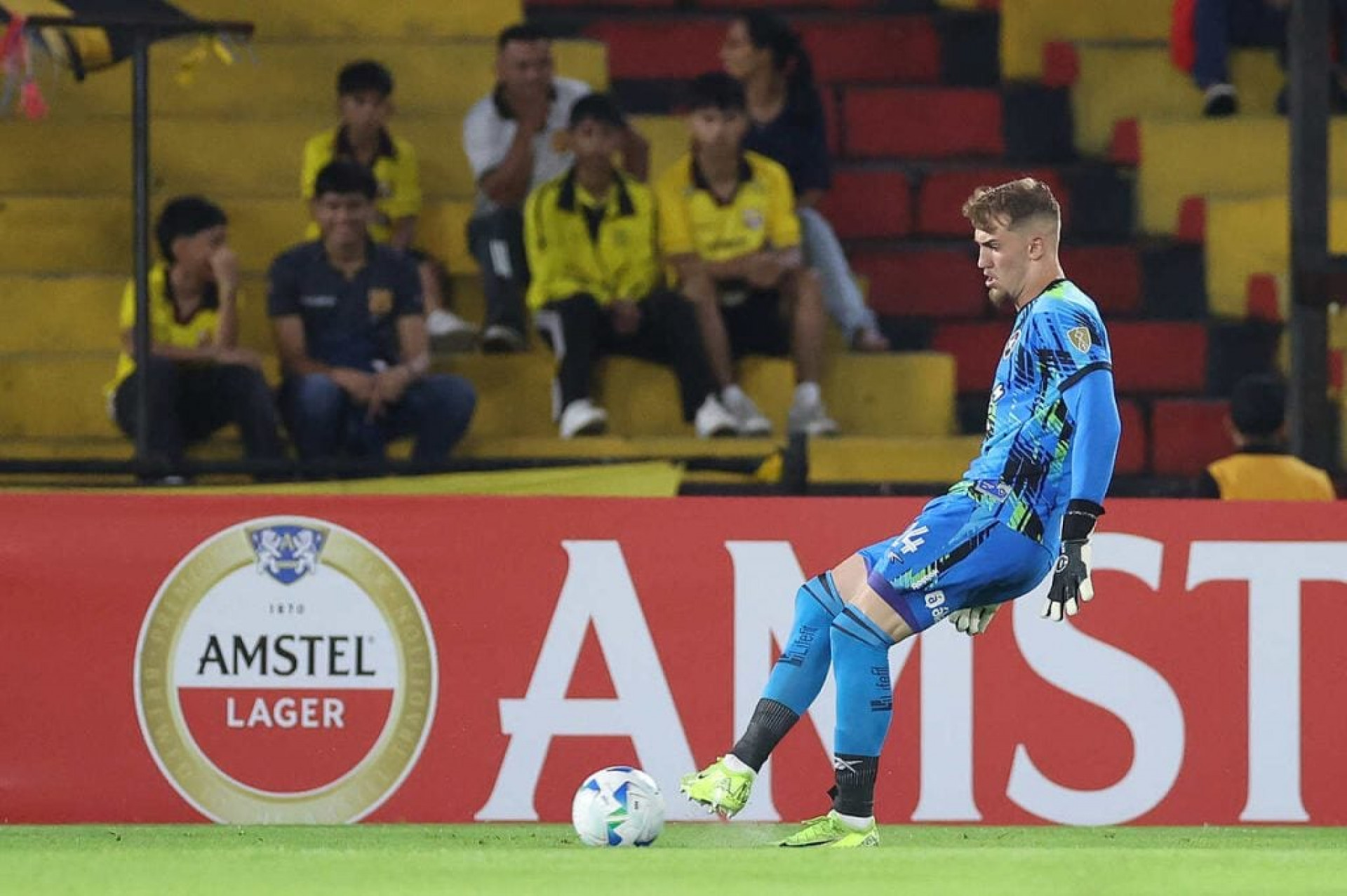 Botafogo, enfim, coloca novo goleiro como prioridade