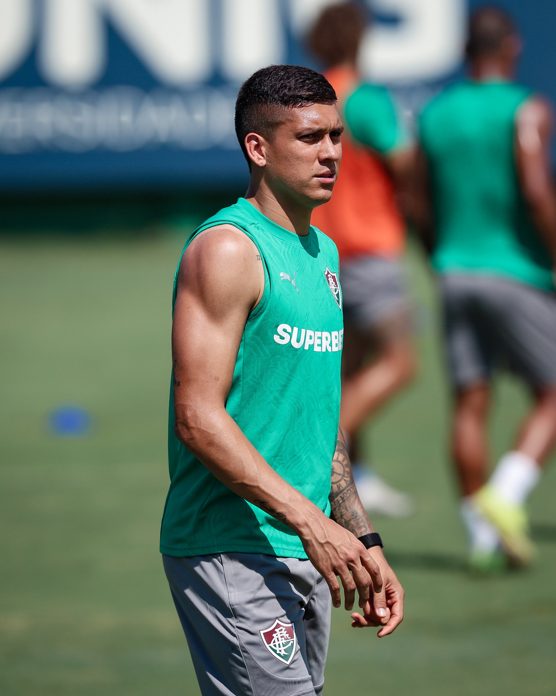 Julian Millán se prepara para fazer sua estreia pelo Fluminense