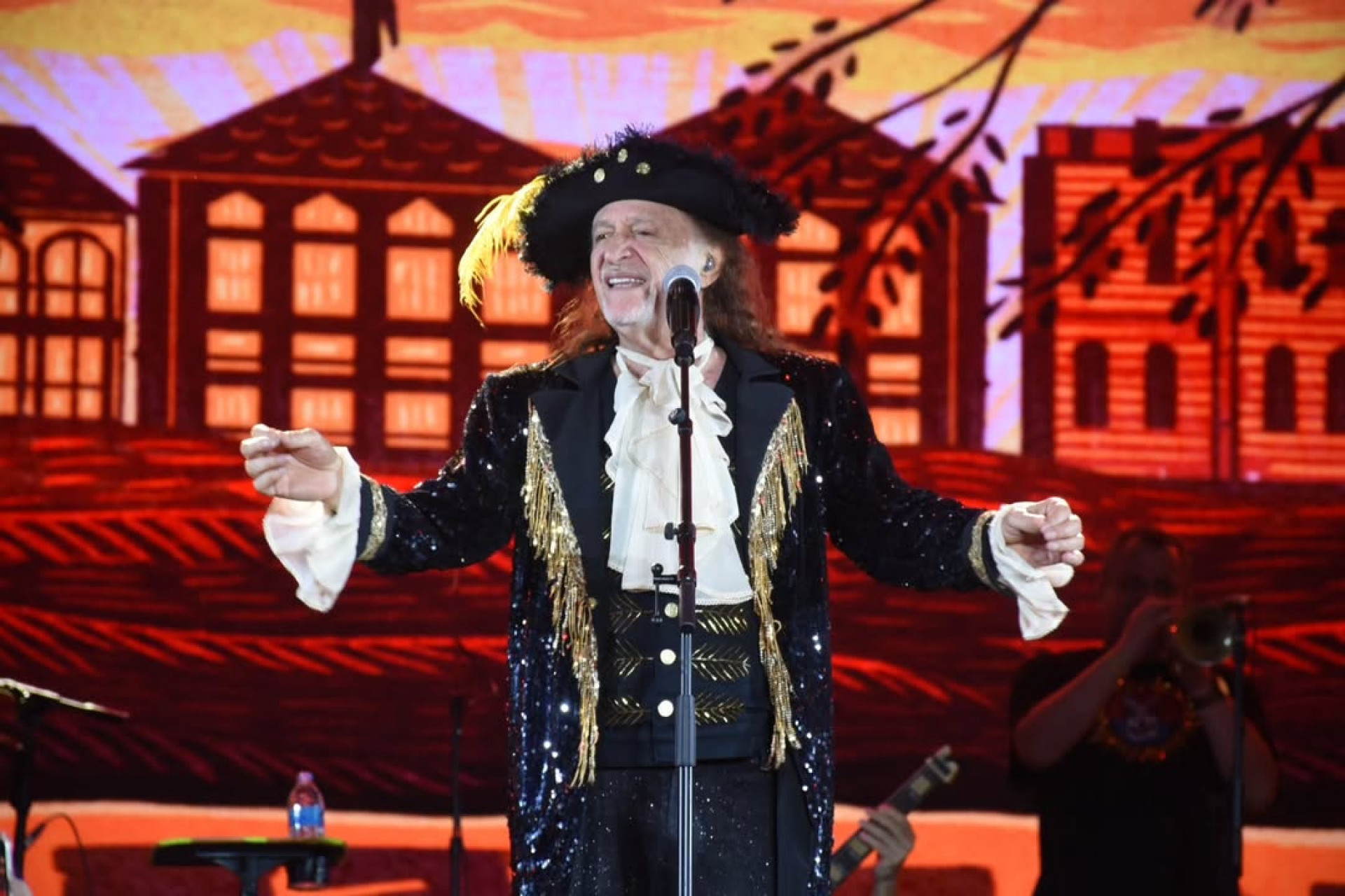 Alceu Valença estreia turnê com show no Rio e celebra 80 anos: 'Vivo na embolada do tempo' - Divulgação/Felipe Maior